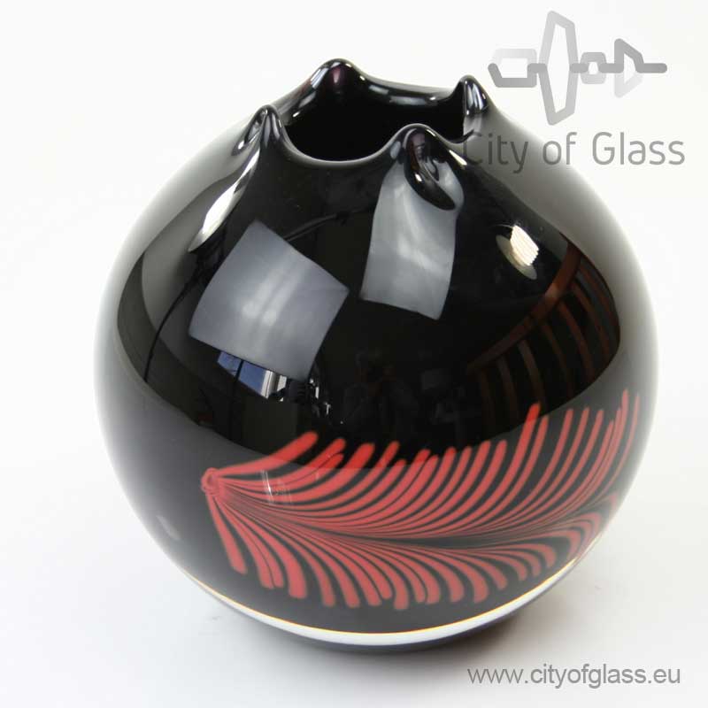 Zwarte kristallen vaas met rode decoratie - 17 cm
